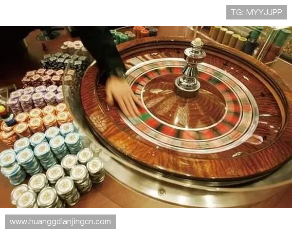 全面解析香港博彩平台的优势与风险，助你理性投注享受娱乐时光